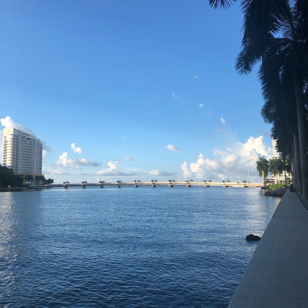 Meet your Posher, Valeria